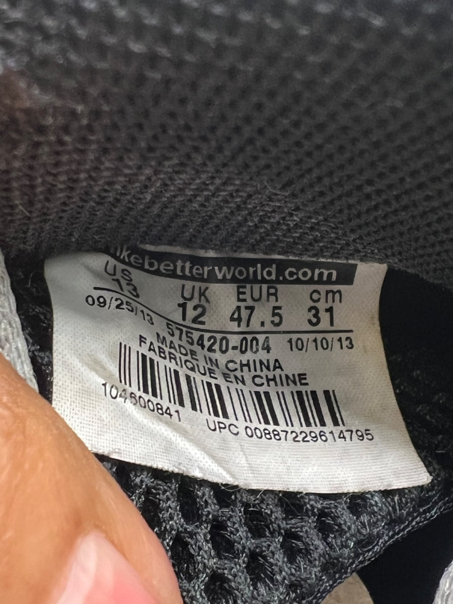 Nike Air Foamposite One Silver Volt Camo 13 (Moderately Worn Pre-Owned)NikeMetallic Silver/Volt-Black - Image 7