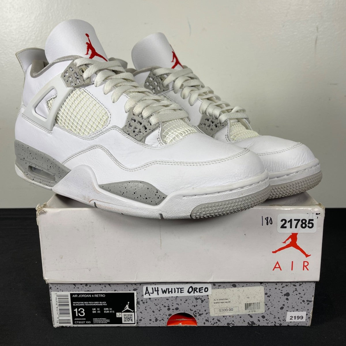 Jordan 4 Retro White Oreo (2021) 13 (Moderately Worn Pre-Owned)JordanWhite/Tech Grey-Black-Fire Red - Image 1