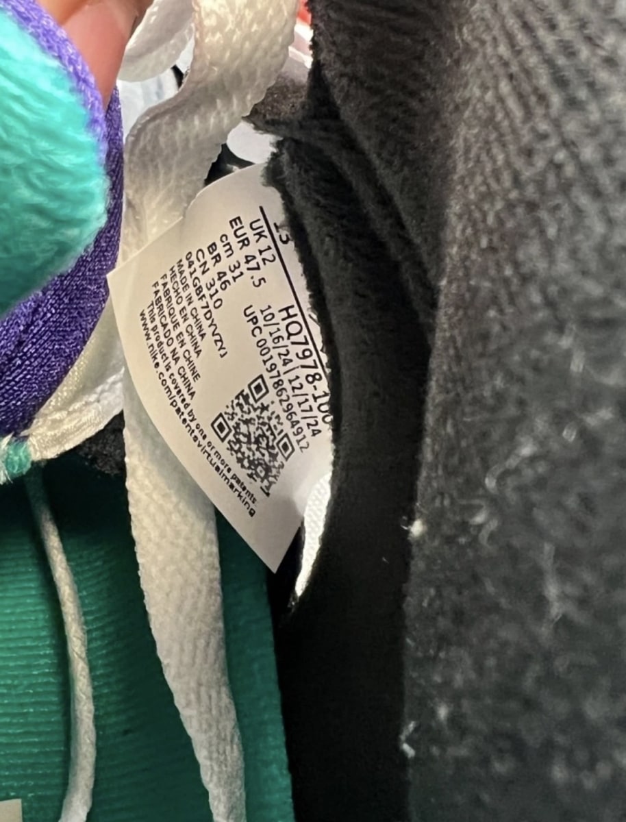 Jordan 5 Retro Grape (2025) 13 (Lightly Worn Pre-Owned)JordanWhite/Grape Ice-New Emerald - Image 7