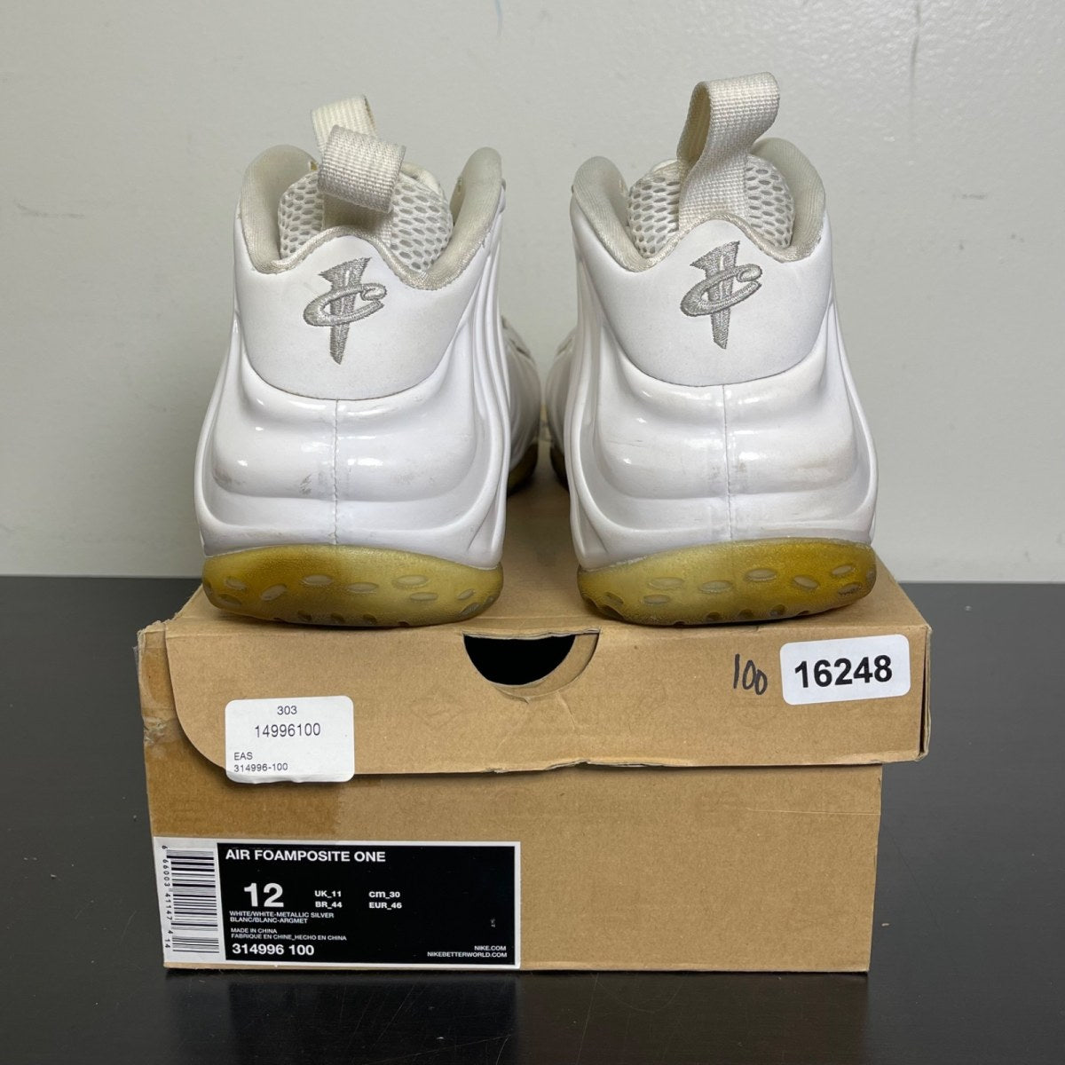 Nike Air Foamposite One White Out 12 (Moderately Worn Pre-Owned)NikeWhite/White-Metallic Silver - Image 4