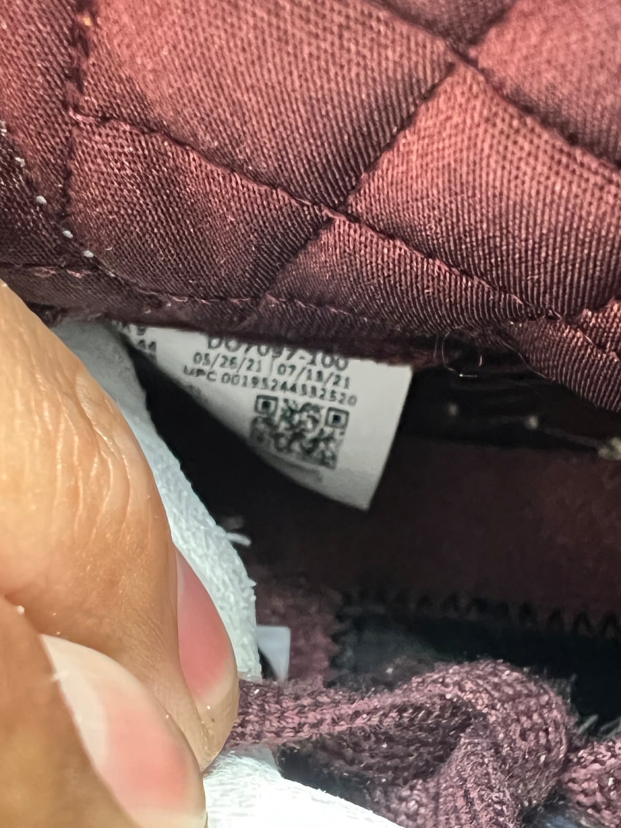 Jordan 1 Retro High OG A Ma Maniére 10 (Lightly Worn Pre-Owned) - Image 9