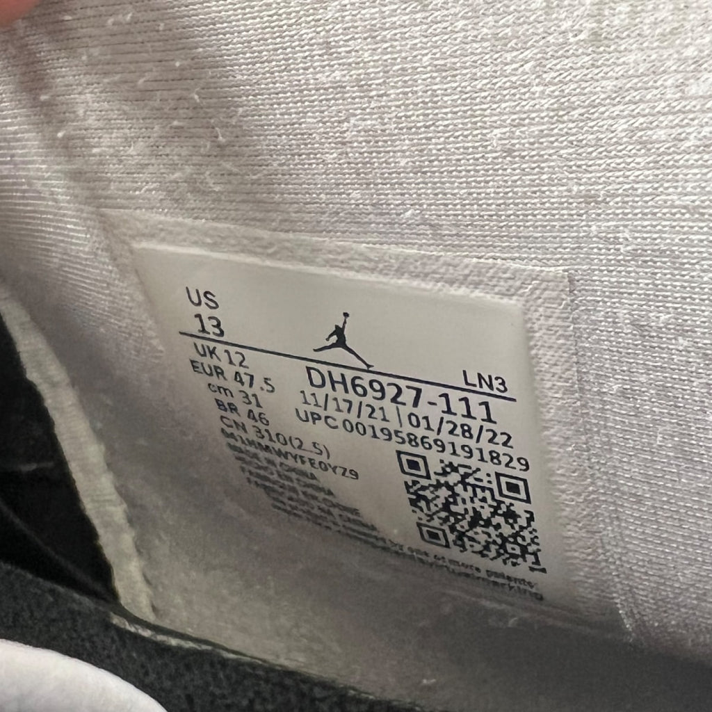 Jordan 4 Retro Military Black 13 (Lightly Worn Pre-Owned)JordanWhite/Black-Neutral Grey - Image 7