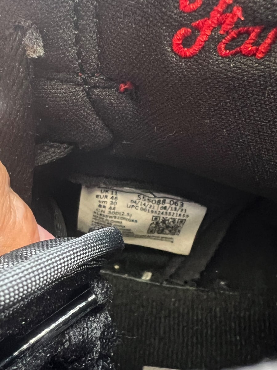 Jordan 1 Retro High OG Patent Bred 12 (Moderately Worn Pre-Owned) - Image 9
