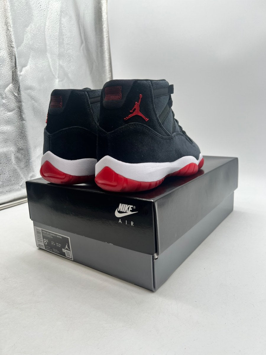 Jordan 11 Retro Bred Velvet (Women's) 8.5W (Lightly Worn Pre-Owned)JordanBlack/Gym Red/White - Image 4