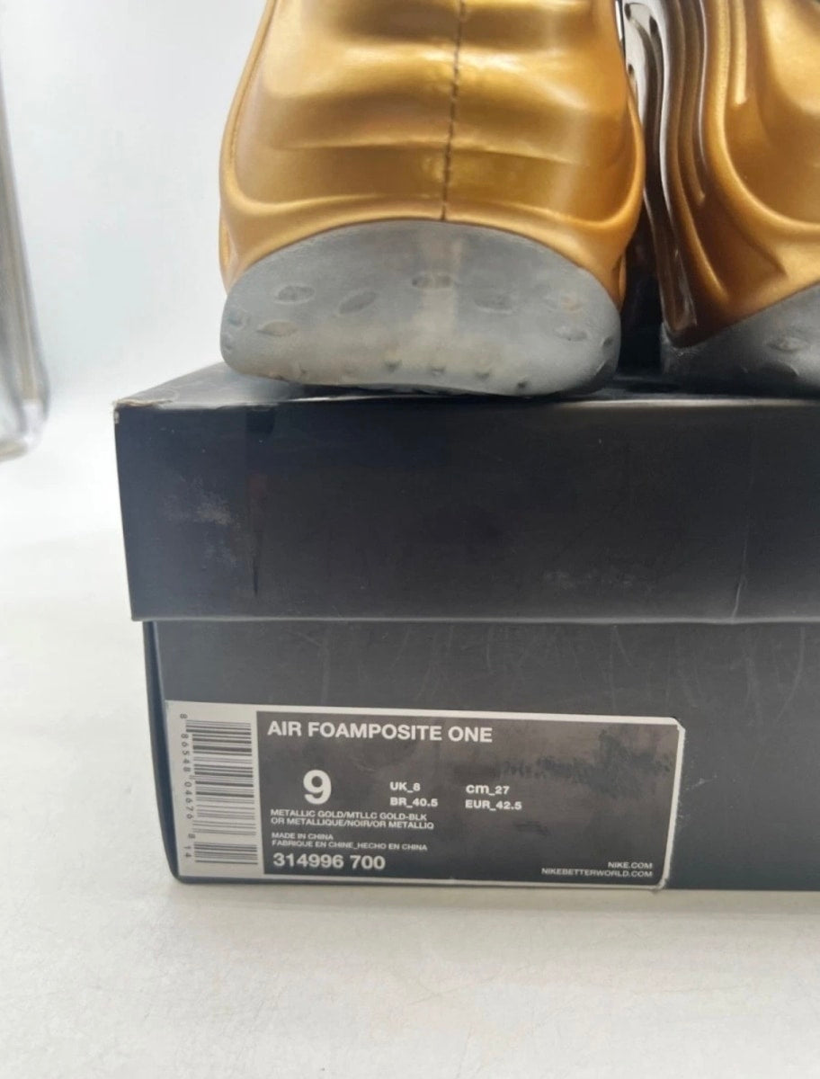 Nike Air Foamposite One Metallic Gold 9 (Lightly Worn Pre-Owned)NikeMetallic Gold/Metallic Gold-Black - Image 4