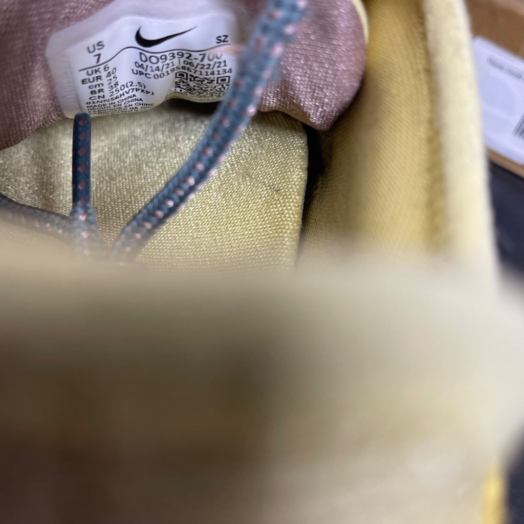 Nike Air Max 1 Travis Scott Cactus Jack Saturn Gold 7 (Moderately Worn Pre-Owned)NikeSaturn Gold/Tea Tree Mist/Tent - Image 6