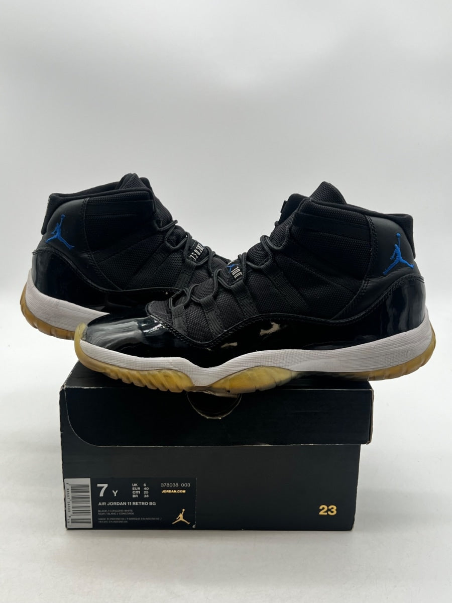 Jordan 11 Retro Space Jam (2016) (GS) 7Y (Heavily Worn Pre-Owned)JordanBlack/Dark Concord-White - Image 1