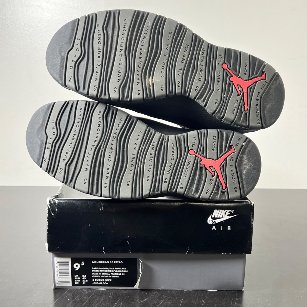 Jordan 10 Retro Shadow (2018) 9.5 (Lightly Worn Pre-Owned)JordanDark Shadow/True Red-Black - Image 6