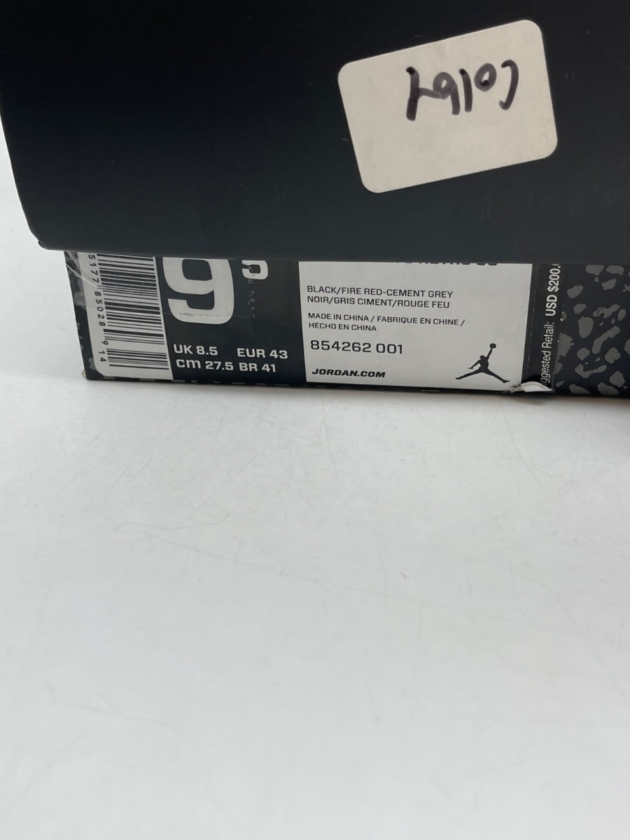 Jordan 3 Retro Black Cement (2018) 9.5 (Heavily Worn Pre-Owned) - Image 9