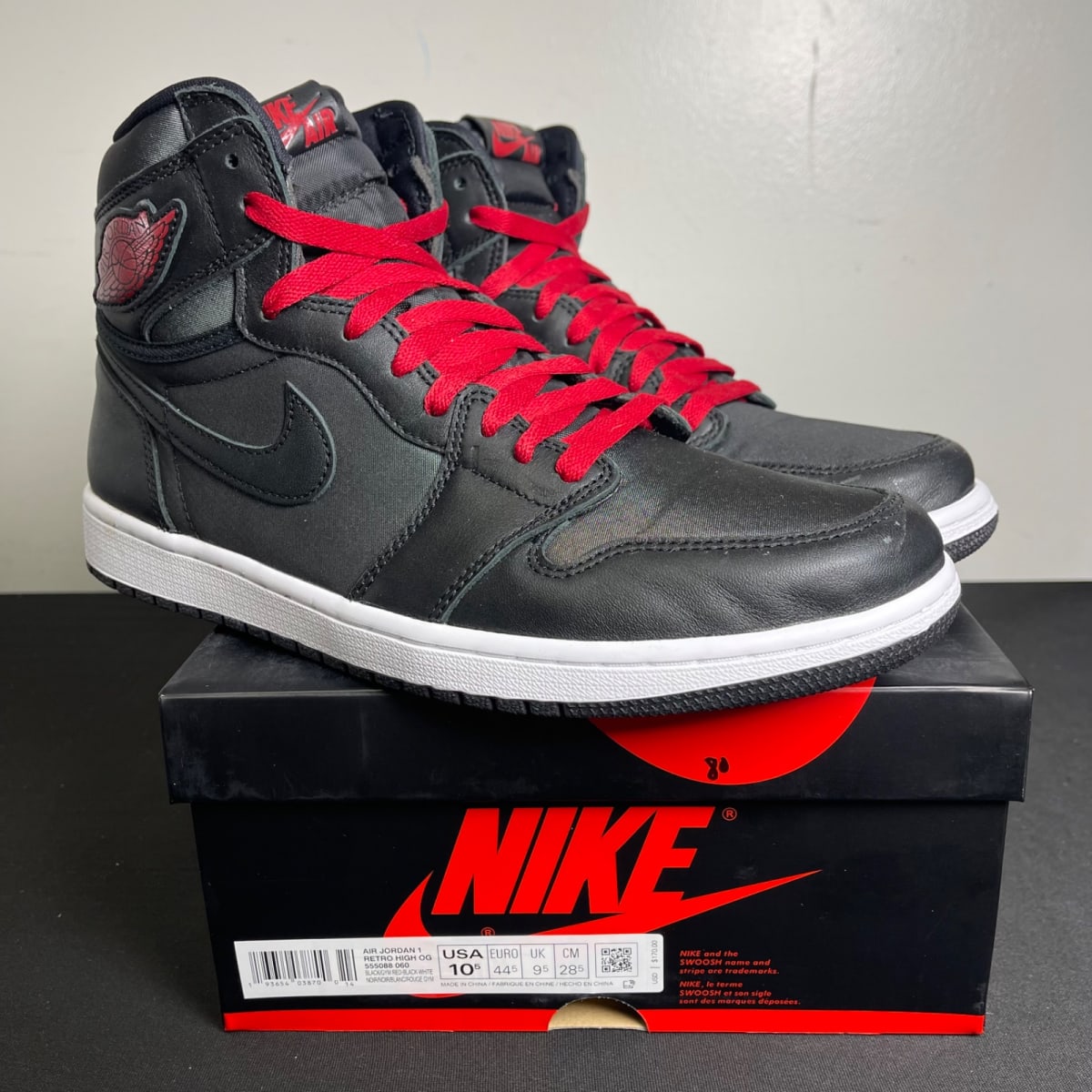 Jordan 1 Retro High Black Satin Gym Red (Size 10.5) - aux
