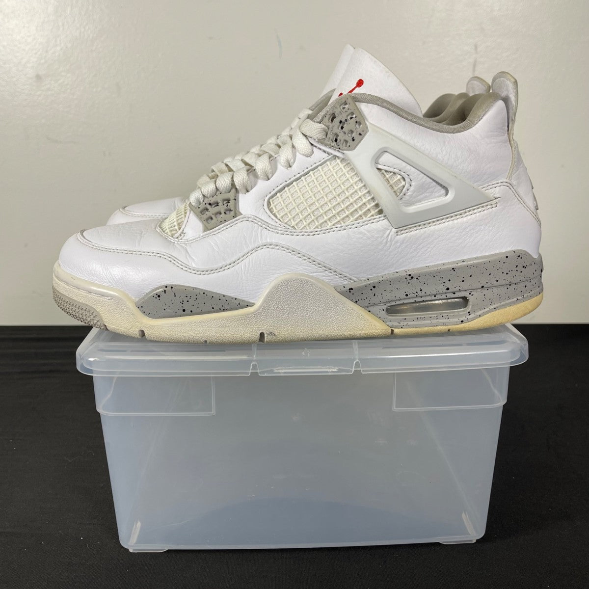 Jordan 4 Retro White Oreo (2021) 9.5 (Moderately Worn Pre-Owned)JordanWhite/Tech Grey-Black-Fire Red - Image 3