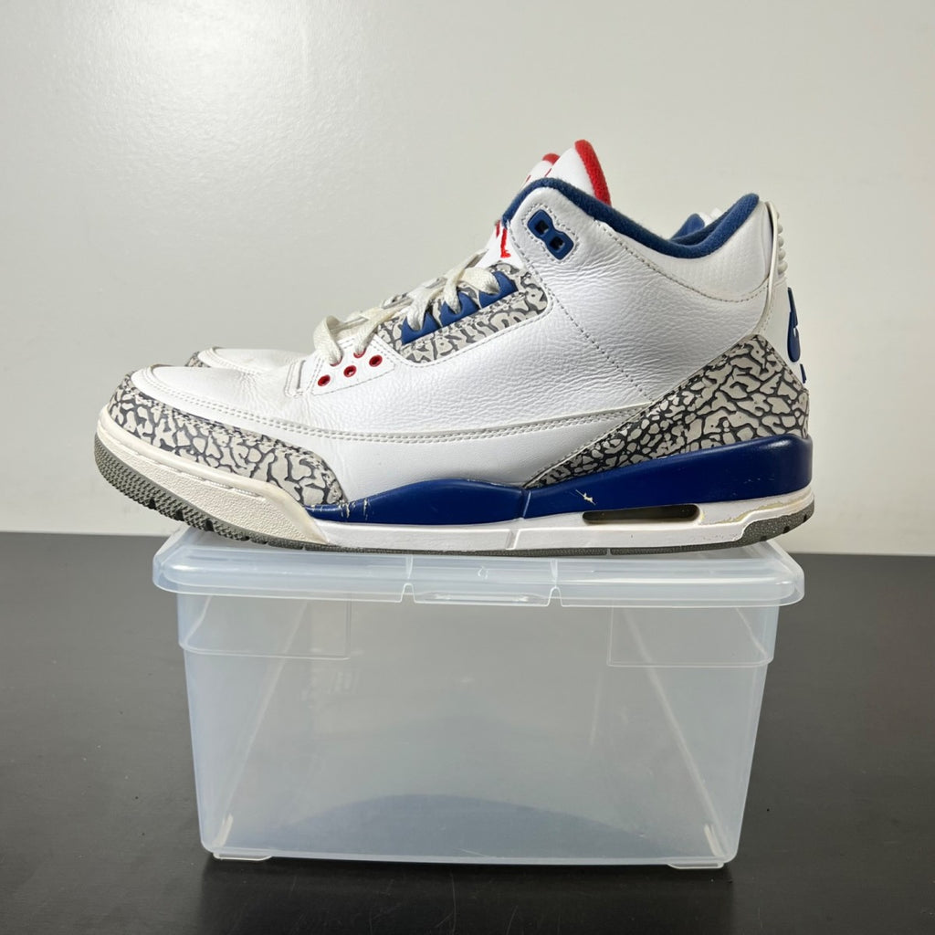 Jordan 3 Retro True Blue (2016) 11 (Heavily Worn Pre-Owned)JordanWhite/True Blue-Varsity Red - Image 3