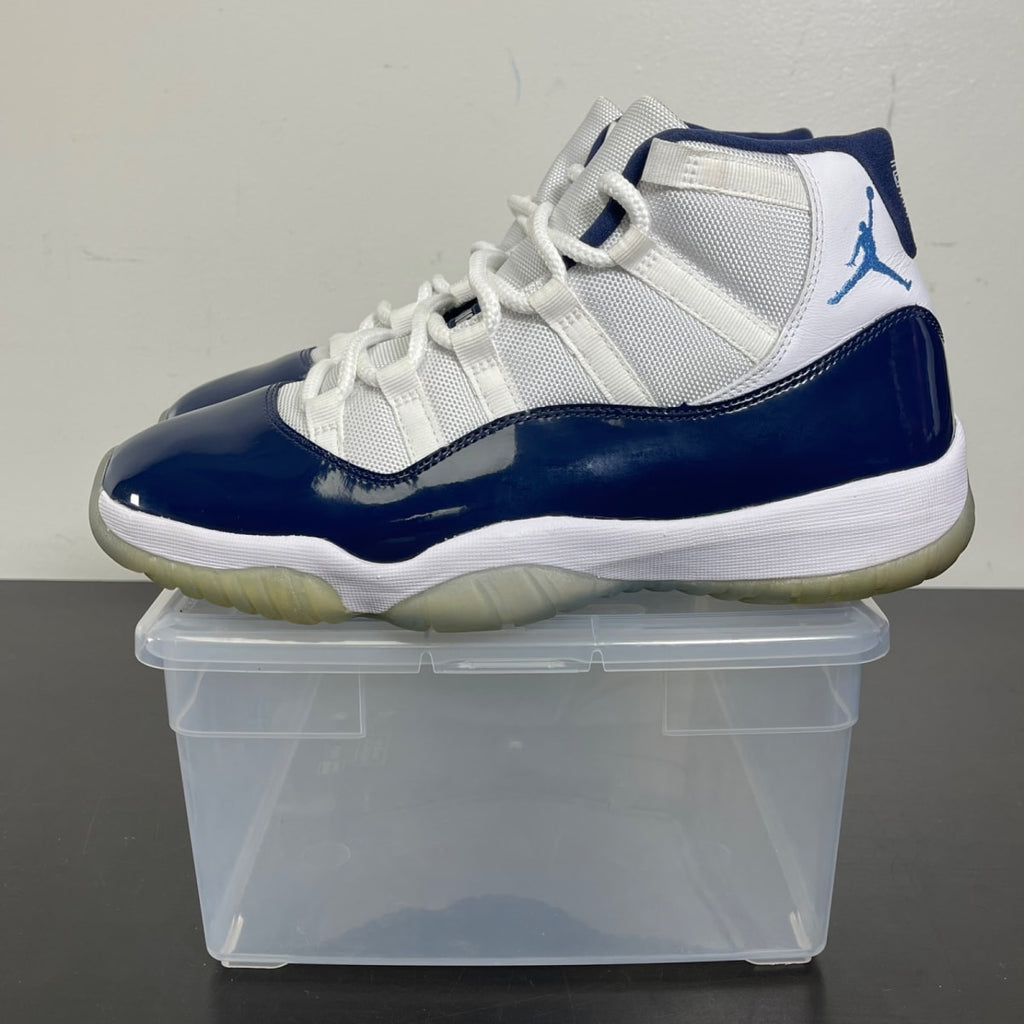 Jordan 11 Retro UNC Win Like 82 10.5 (Moderately Worn Pre-Owned)JordanWhite/University Blue-Midnight Navy - Image 3