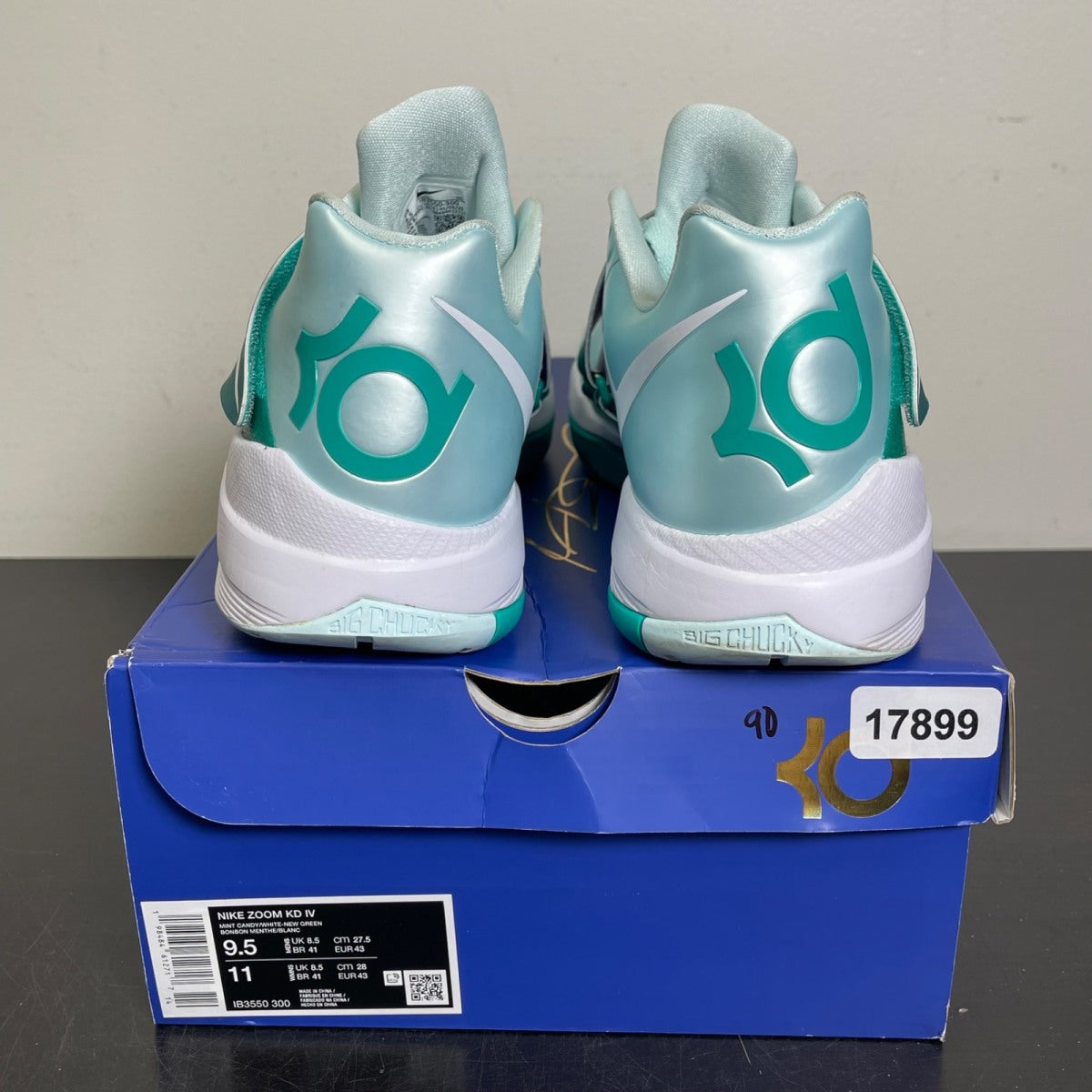 Nike KD 4 Easter (2025) 9.5 (Moderately Worn Pre-Owned)NikeMint Candy/White/New Green - Image 4