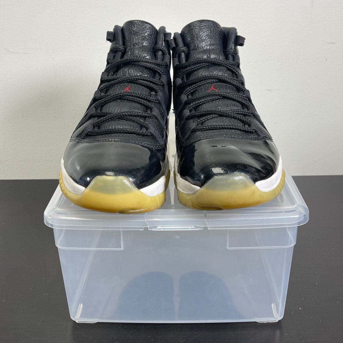 Jordan 11 Retro 72-10 11.5 (Moderately Worn Pre-Owned)JordanBlack/Gym Red-White-Anthracite - Image 2