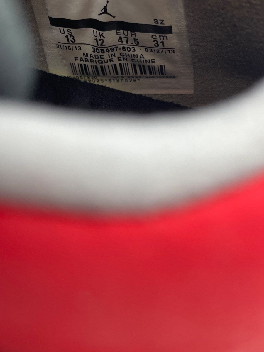 Jordan 4 Retro Toro Bravo 13 (Moderately Worn Pre-Owned)JordanFire Red/White-Black-Cement Grey - Image 8