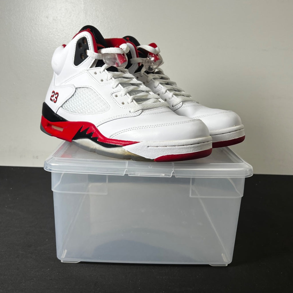 Jordan 5 Retro Fire Red Black Tongue (2013) 9.5 (Lightly Worn Pre-Owned)JordanWhite/Fire Red-Black - Image 1