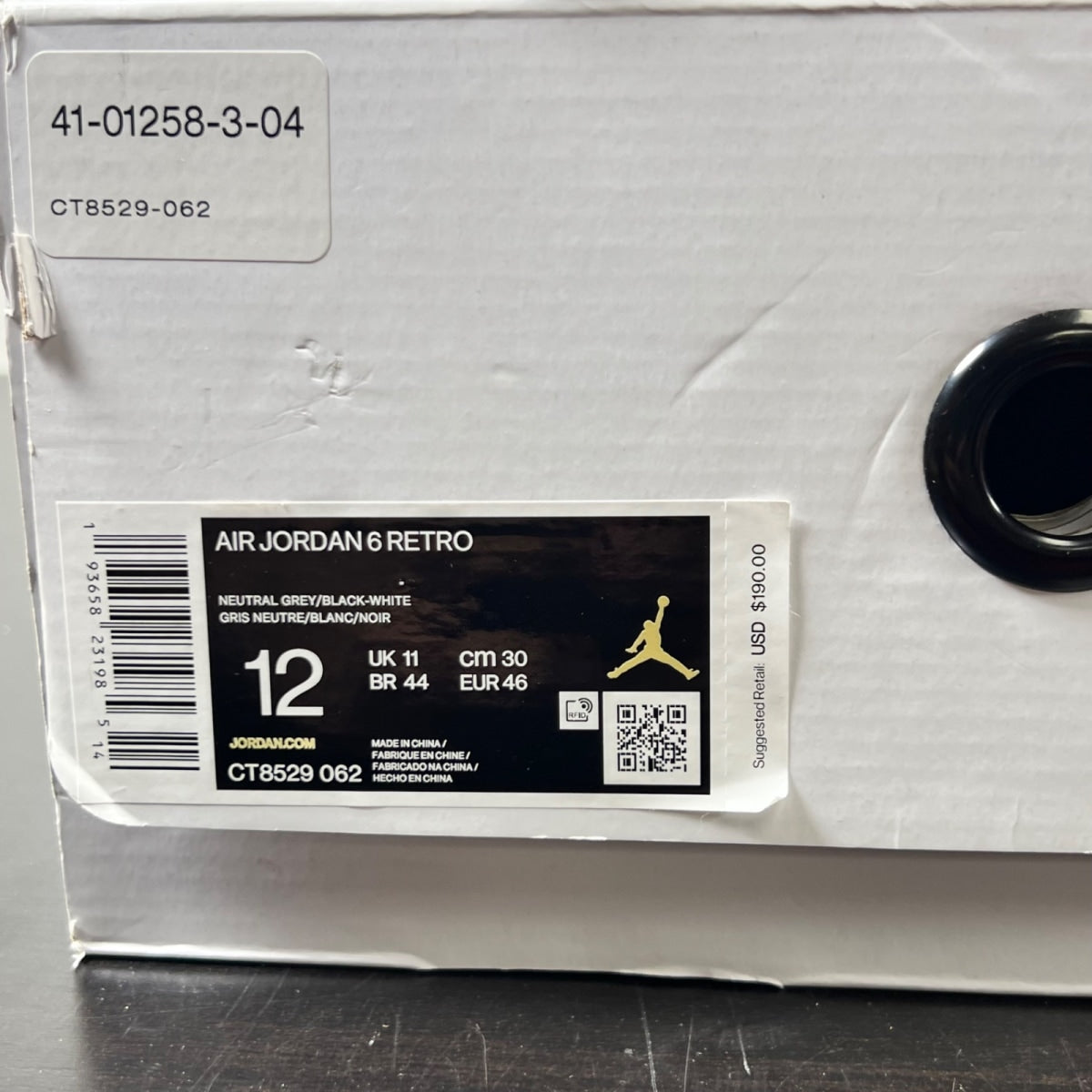 Jordan 6 Retro Hare 12 (Moderately Worn Pre-Owned)JordanNeutral Grey/White-True Red-Black - Image 5