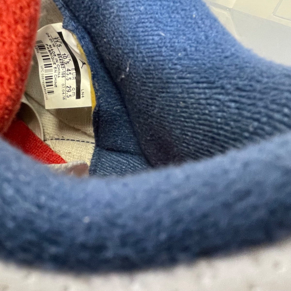 Jordan 3 Retro True Blue (2016) 11.5 (Moderately Worn Pre-Owned)JordanWhite/True Blue-Varsity Red - Image 6