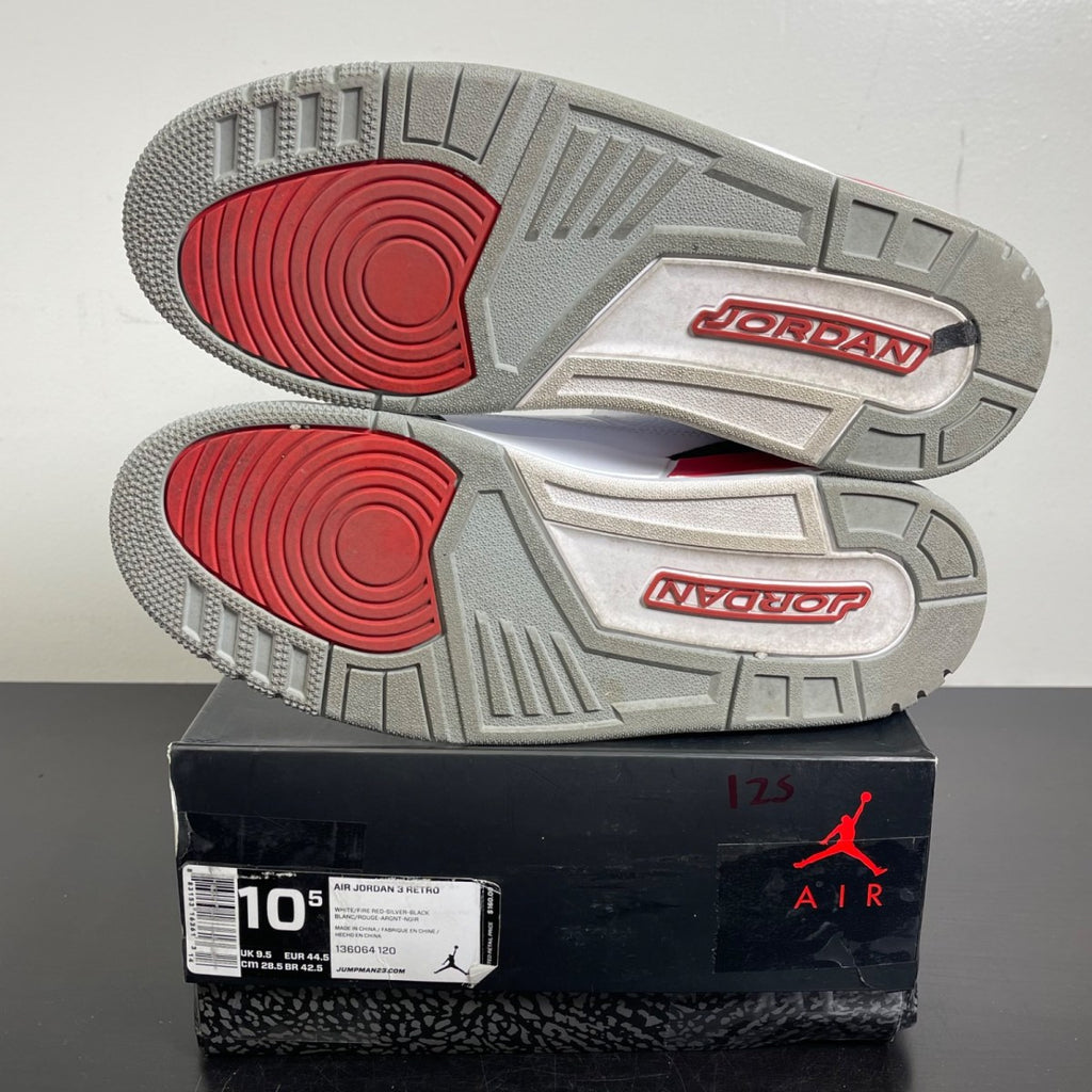 Jordan 3 Retro Fire Red (2013) 10.5 (Moderately Worn Pre-Owned)JordanWhite/Fire Red-Neutral Grey-Black - Image 5