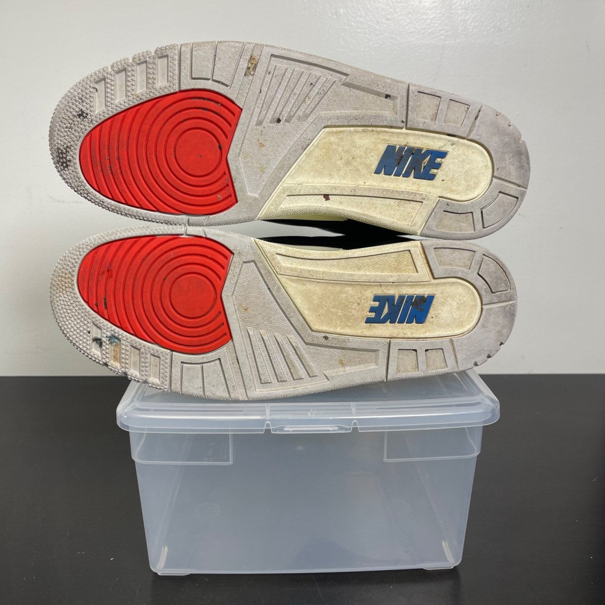 Jordan 3 Retro OG Rare Air 12 (Moderately Worn Pre-Owned)JordanBlack/Chile Red/Neutral Grey/Military Blue/Coconut Milk - Image 5