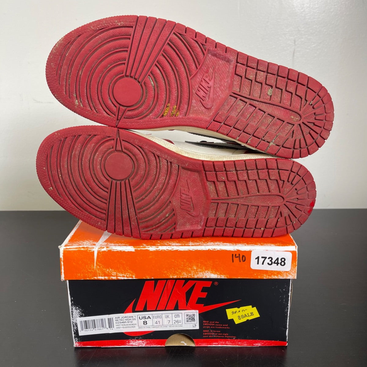 Jordan 1 Retro High OG Chicago Lost and Found 8 (Moderately Worn Pre-Owned)JordanVarsity Red/Black-Sail-Muslin - Image 5