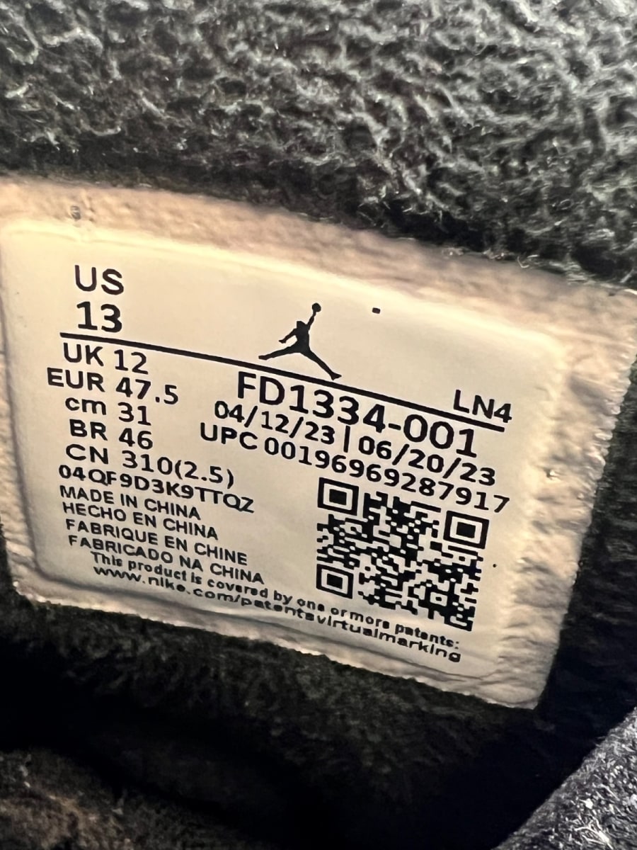 Jordan 8 Retro Winterized Gunsmoke 13 (Lightly Worn Pre-Owned) - Image 9