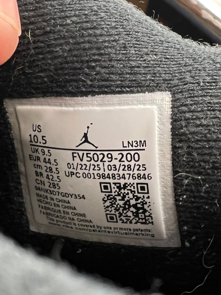 Jordan 4 Retro Cave Stone 10.5 (Lightly Worn Pre-Owned) - Image 9