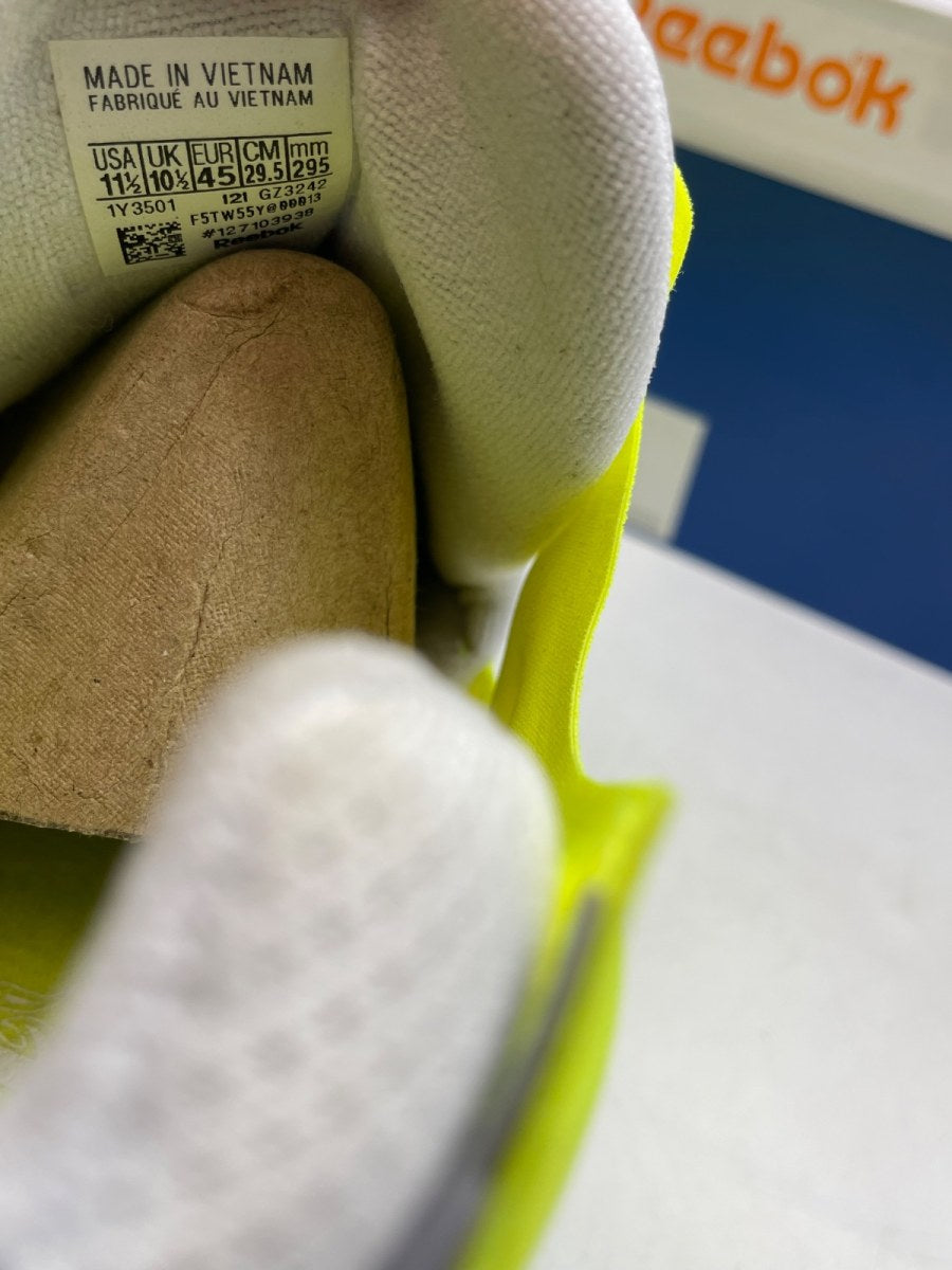 Reebok Instapump Fury OG Solar Yellow 11.5 (Moderately Worn Pre-Owned)ReebokSolar Yellow/White/Collegiate Navy - Image 8
