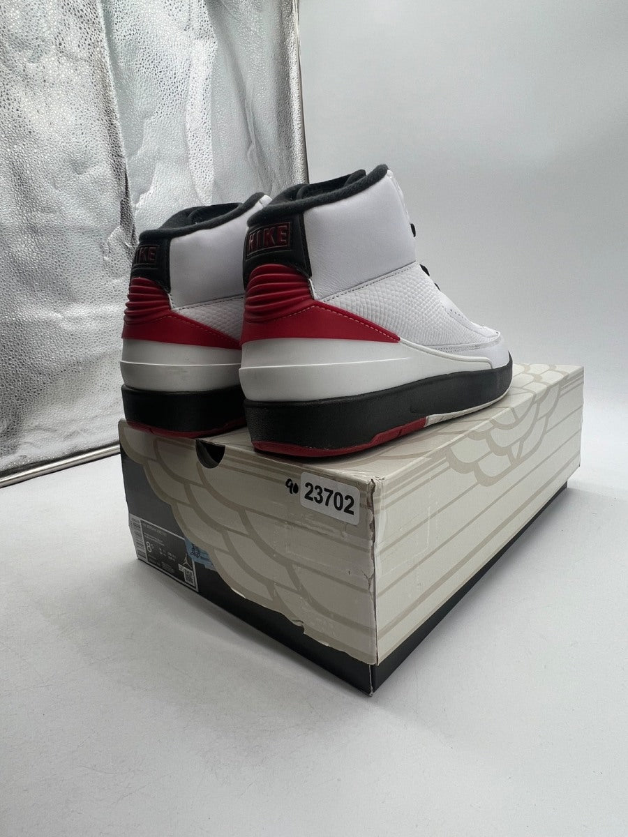 Jordan 2 Retro OG Chicago (2022) 8.5 (Lightly Worn Pre-Owned)JordanWhite/Varsity Red/Black - Image 5