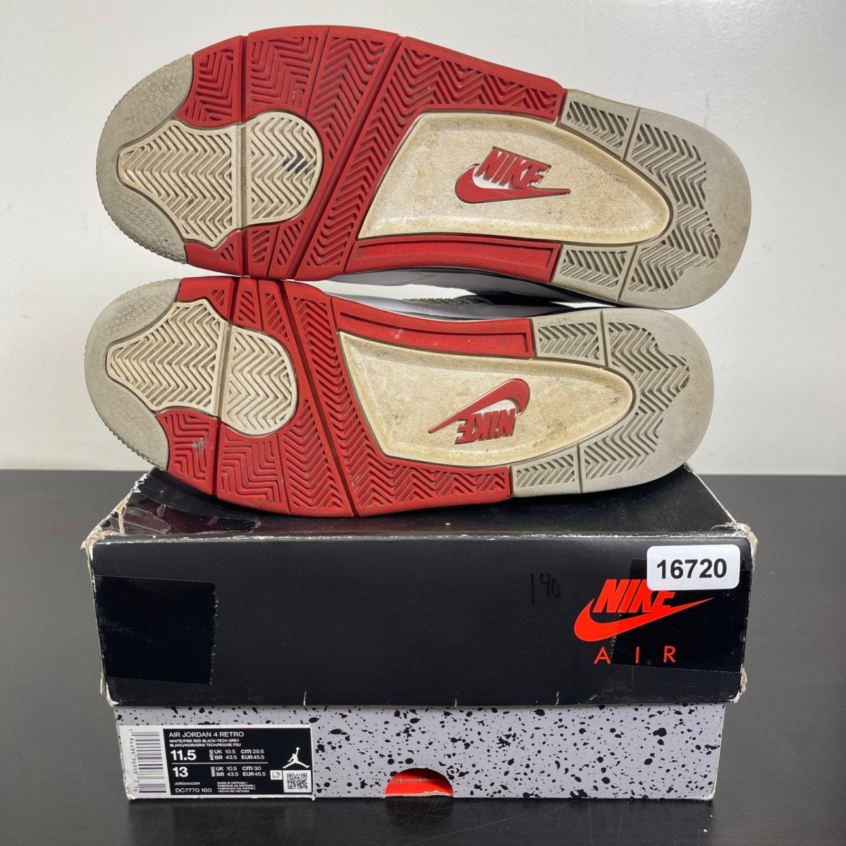Jordan 4 Retro Fire Red (2020) 11.5 (Moderately Worn Pre-Owned)JordanWhite/Black-Tech Grey-Fire Red - Image 5
