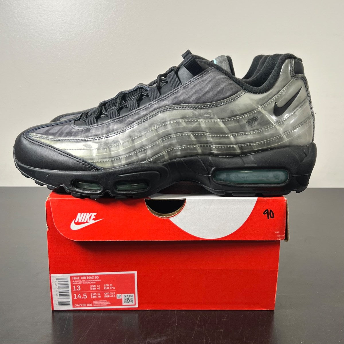 Nike Air Max 95 Footprint Black 13 (Lightly Worn Pre-Owned)NikeBlack/Black-Aurora Green-Smoke Grey - Image 3