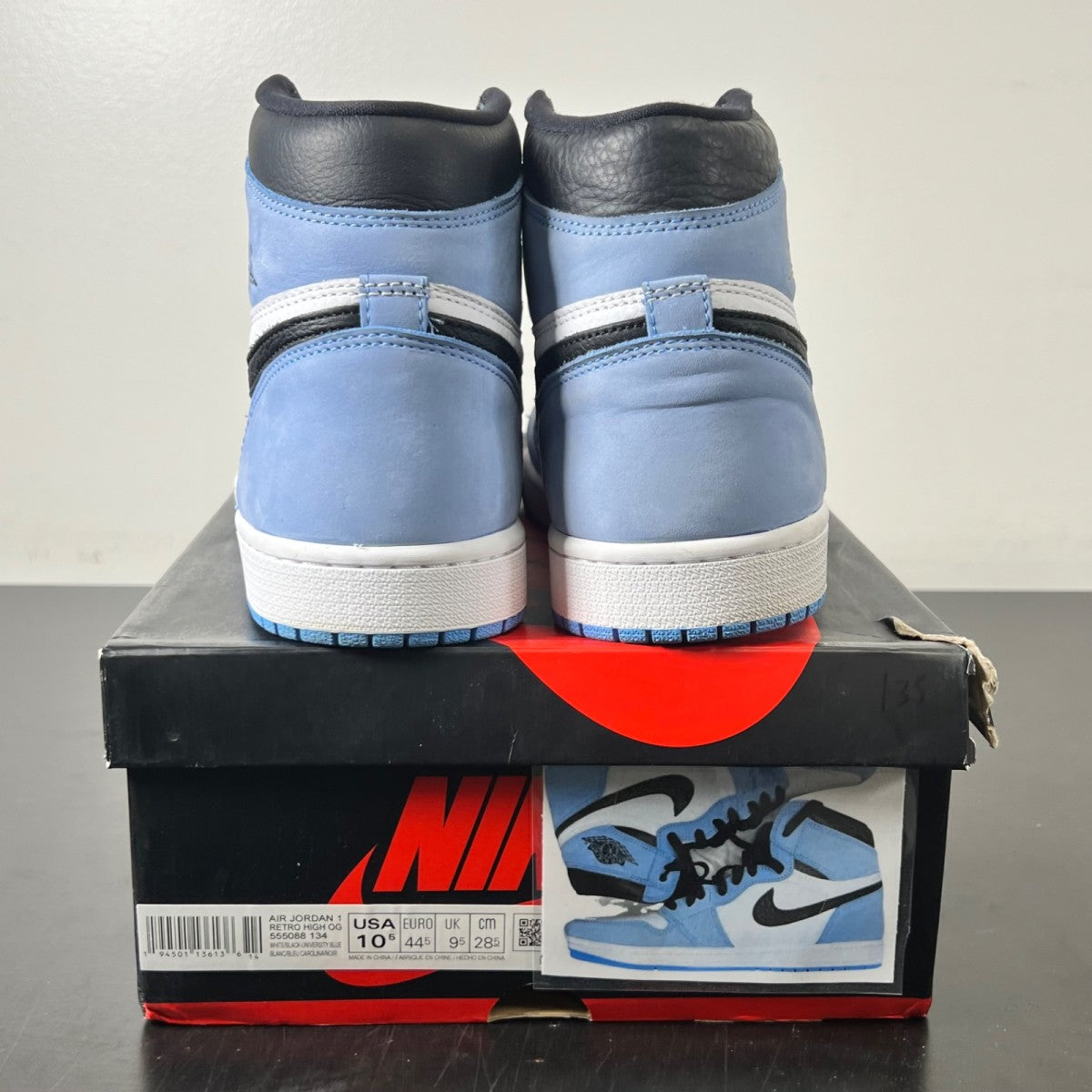 Jordan 1 Retro High OG University Blue 10.5 (Lightly Worn Pre-Owned)JordanWhite/University Blue-Black - Image 5