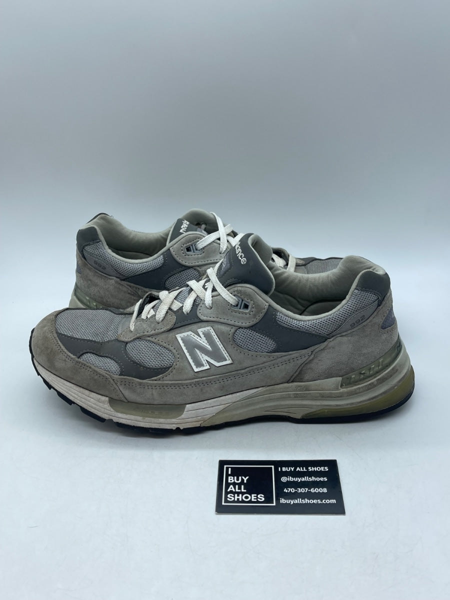 New Balance 992 Grey 12 (Heavily Worn Pre-Owned) - Image 1