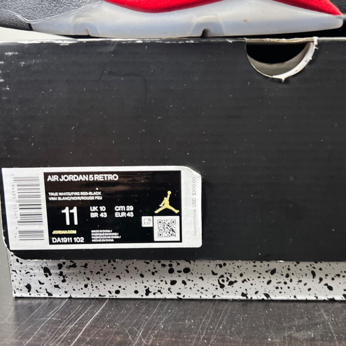 Jordan 5 Retro Fire Red Silver Tongue (2020) 11 (Lightly Worn Pre-Owned)JordanWhite/Black-Metallic Silver-Fire Red - Image 4