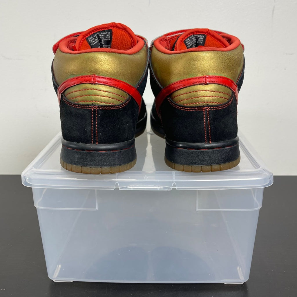 Nike SB Dunk Mid Money Cat 8.5 (Moderately Worn Pre-Owned)NikeBlack/Chile Red - Image 4