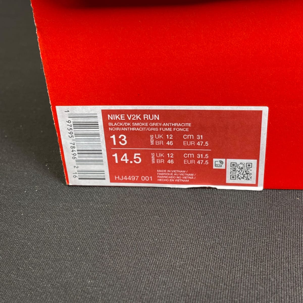 Nike V2K Run Black Dark Smoke Grey (Size 13) - aux