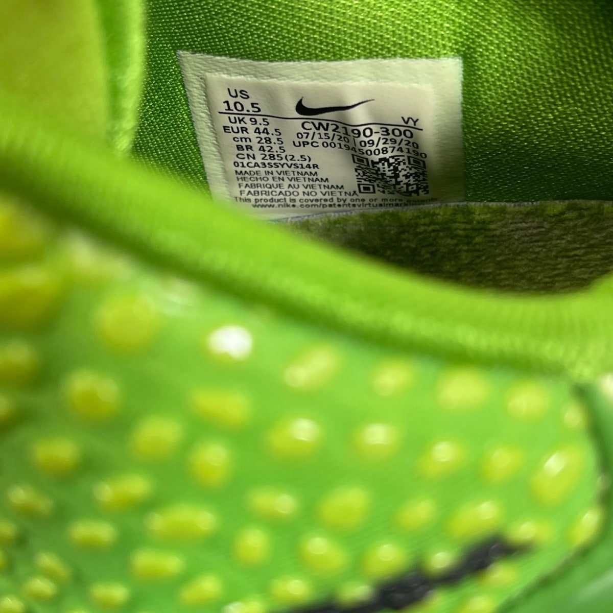 Nike Kobe 6 Protro Grinch (2020) 10.5 (Moderately Worn Pre-Owned)NikeGreen Apple/Volt-Crimson-Black - Image 6