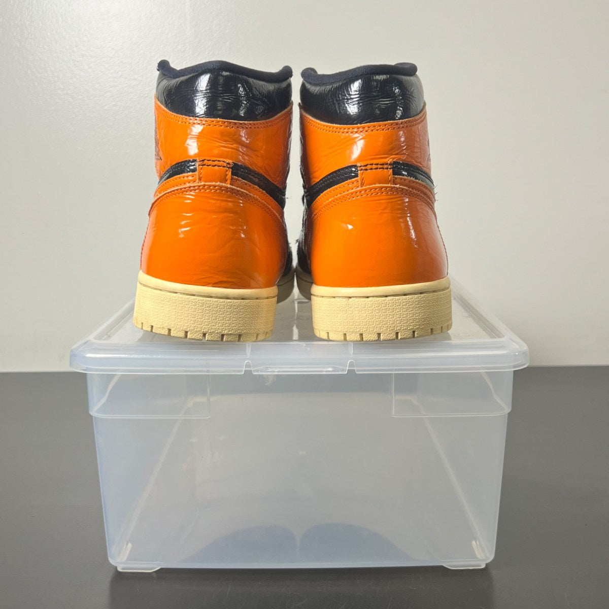 Jordan 1 Retro High Shattered Backboard 3.0 9 (Moderately Worn Pre-Owned)JordanBlack/Pale Vanilla-Starfish - Image 6