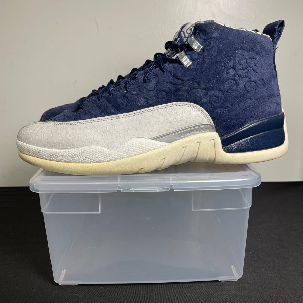 Jordan 12 Retro International Flight (Size 12) - aux