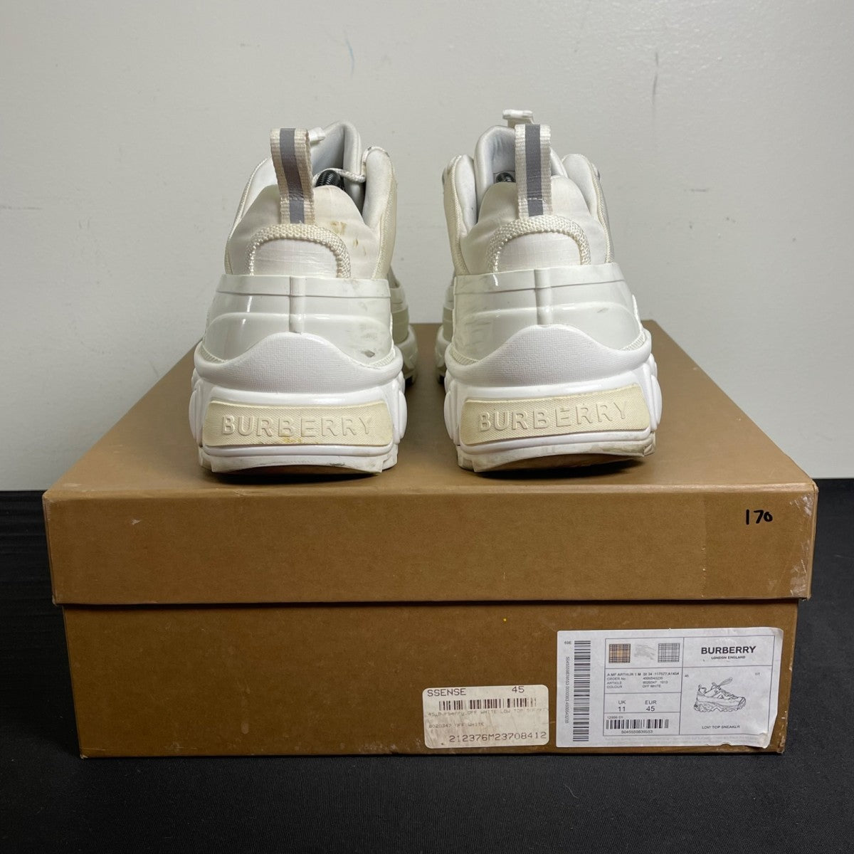 Burberry Arthur White Suede 45 (Moderately Worn Pre-Owned)BurberryWhite Suede - Image 4