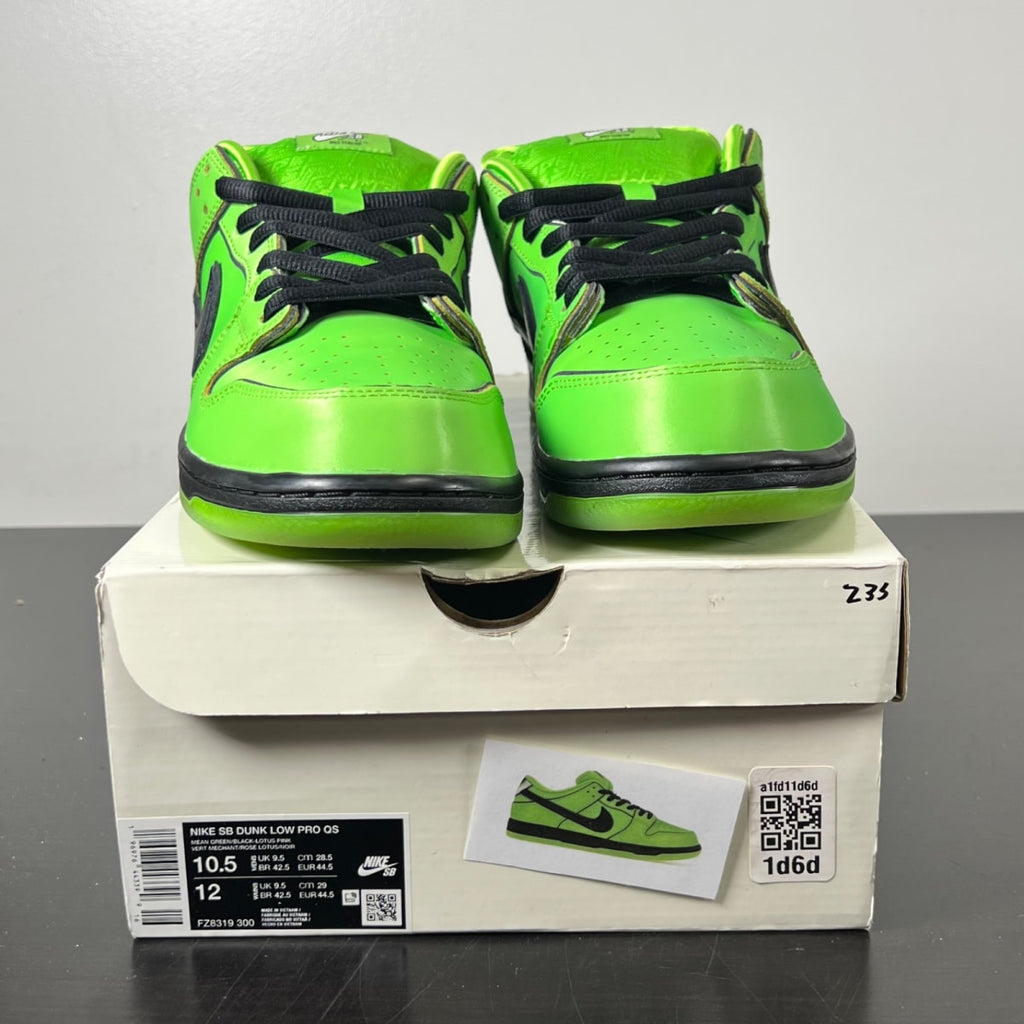 Nike SB Dunk Low The Powerpuff Girls Buttercup 10.5 (Lightly Worn Pre-Owned)NikeMean Green/Black/Lotus Pink - Image 2