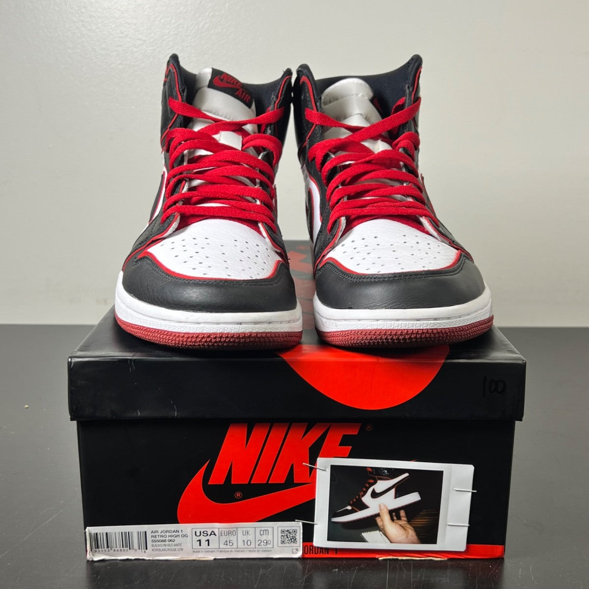 Jordan 1 Retro High Bloodline 11 (Lightly Worn Pre-Owned)JordanBlack/Gym Red-White - Image 2