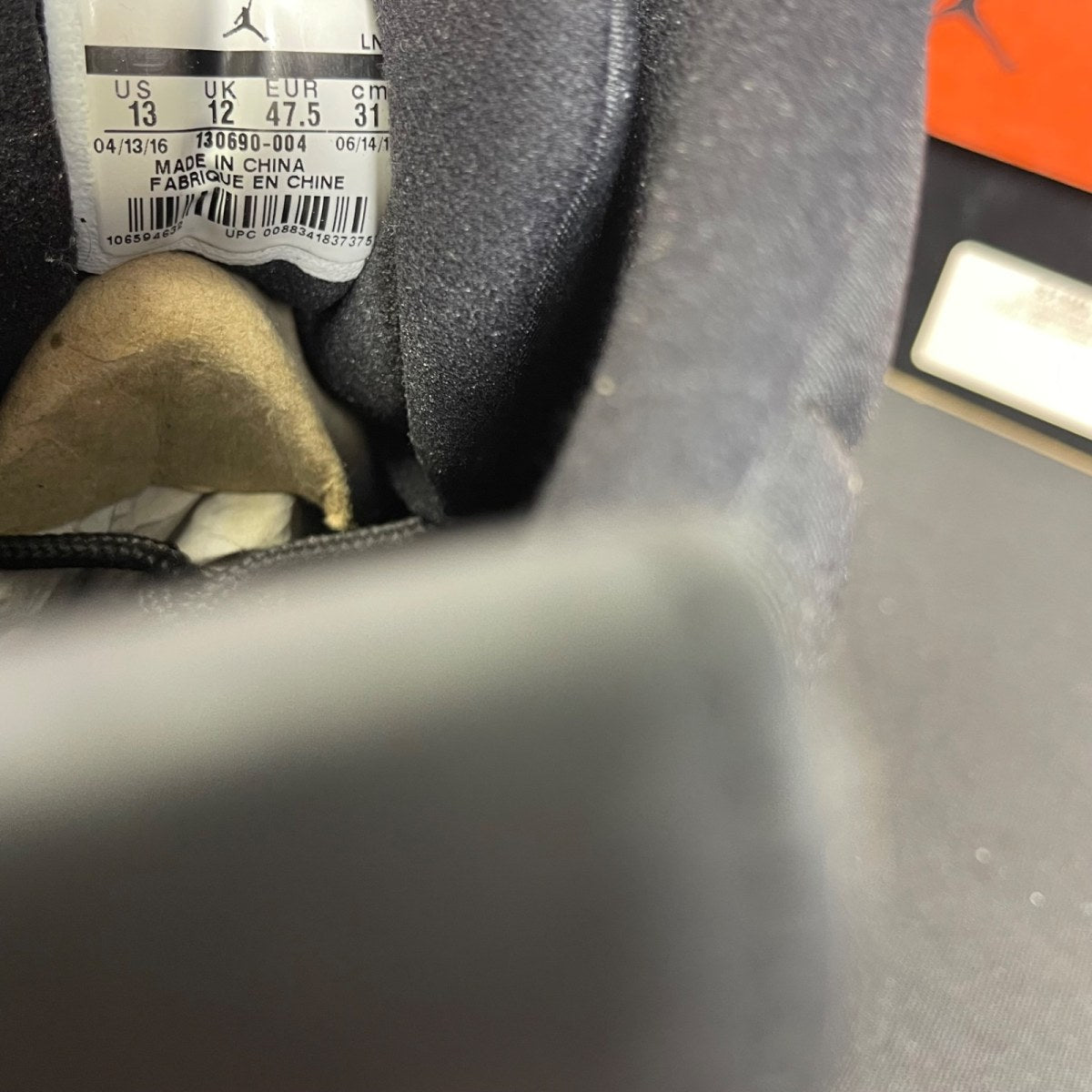Jordan 12 Retro Nylon 13 (Moderately Worn Pre-Owned)JordanBlack/Gym Red-White - Image 6