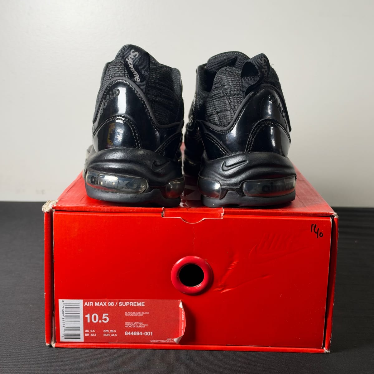 Nike Air Max 98 Supreme Black (Size 10.5) - aux
