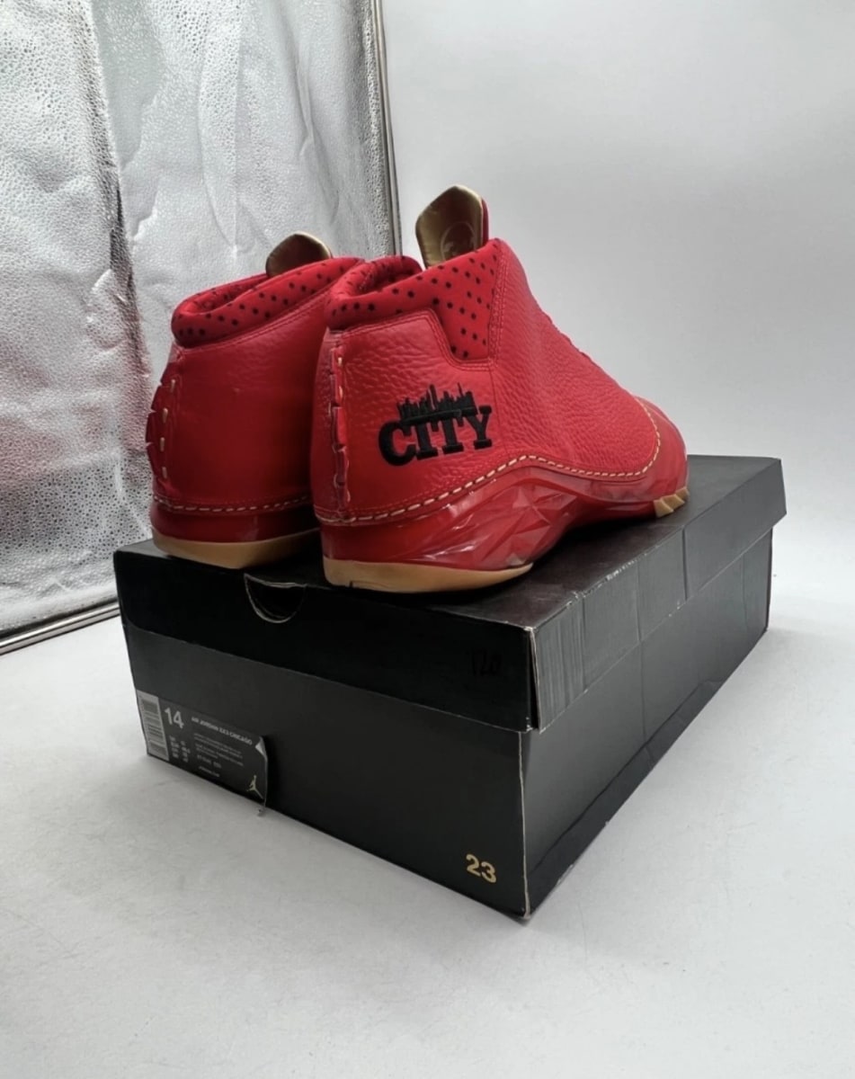 Jordan 23 Chicago 14 (Lightly Worn Pre-Owned)JordanUniversity Red/University Red-Gum Yellow - Image 5