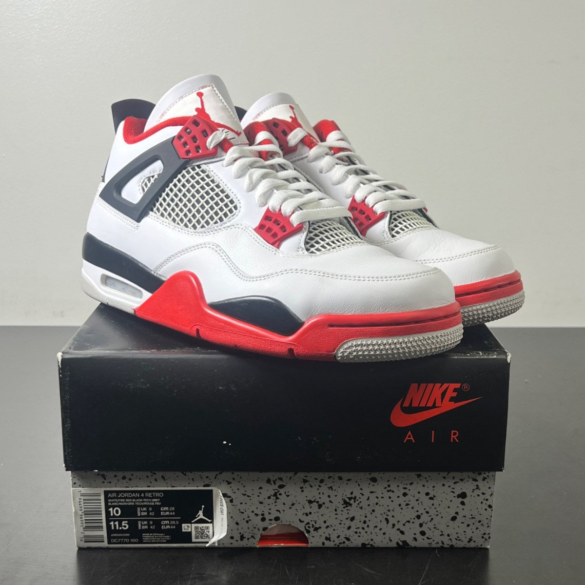 Jordan 4 Retro Fire Red (2020) 10 (Lightly Worn Pre-Owned)JordanWhite/Black-Tech Grey-Fire Red - Image 1