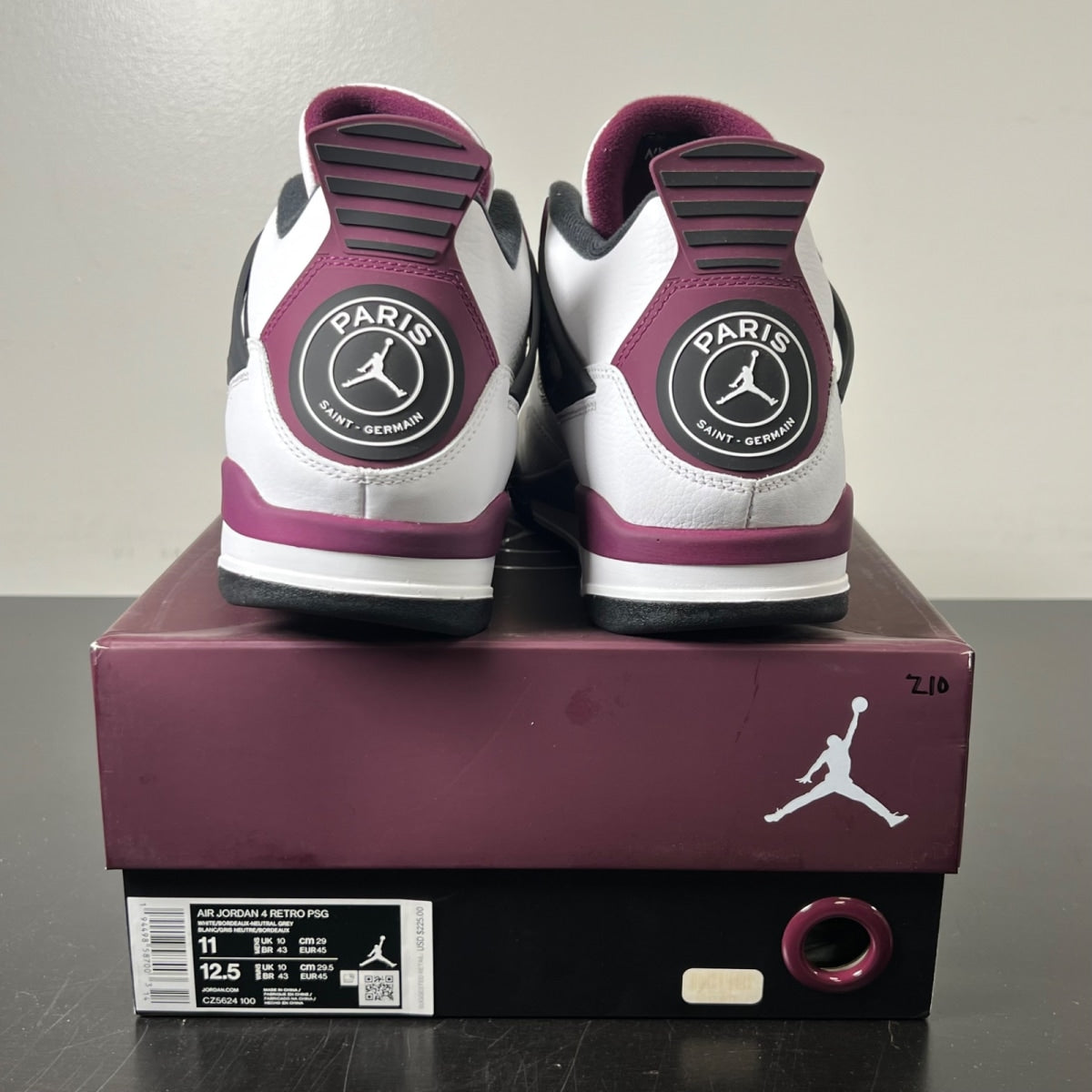 Jordan 4 Retro PSG Paris Saint-Germain 11 (Lightly Worn Pre-Owned)JordanWhite/Black-Metallic Gold-Bordeaux - Image 4