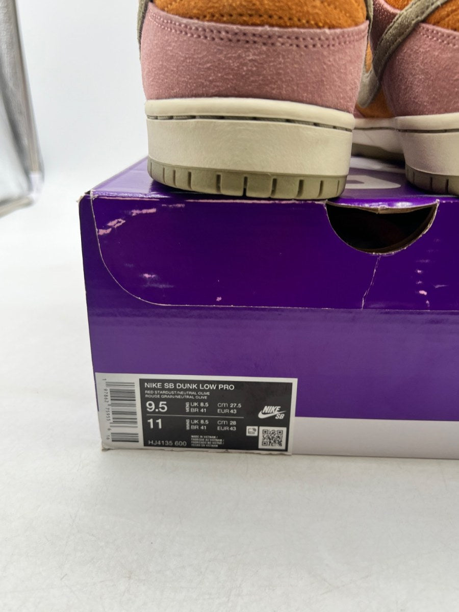 Nike SB Dunk Low Red Stardust 9.5 (Lightly Worn Pre-Owned)NikeRed Stardust/Neutral Olive-Monarch-Coconut Milk - Image 4