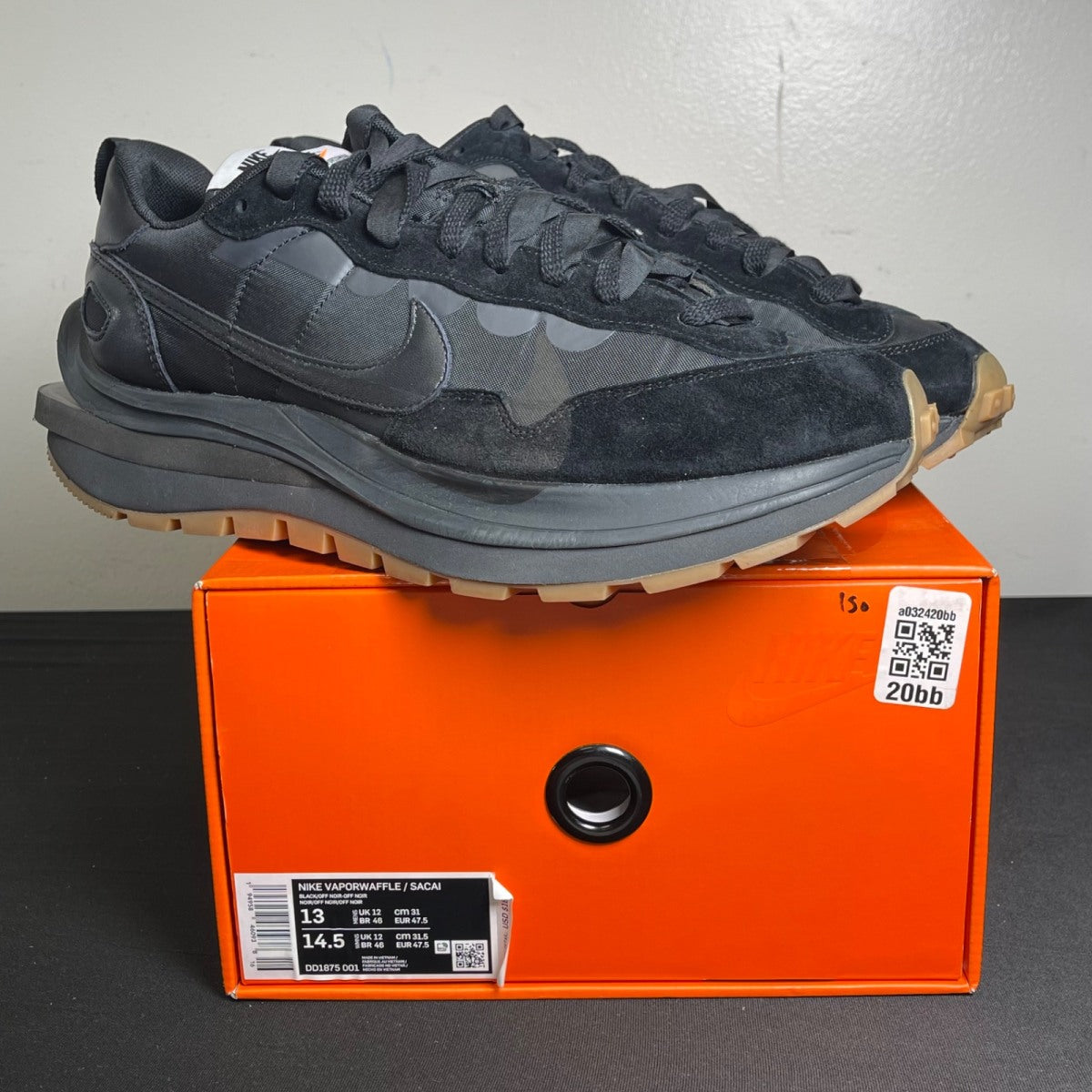 Nike Vaporwaffle sacai Black Gum (Size 13) - Image 1